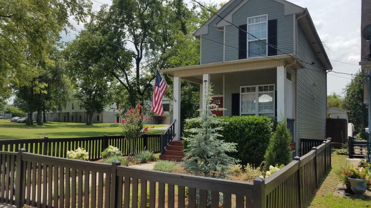 Vacation Home 5 Mins To Down Town 2 Bedrooms 2 Baths Garden Area Hot Tub Nashville Zewnętrze zdjęcie
